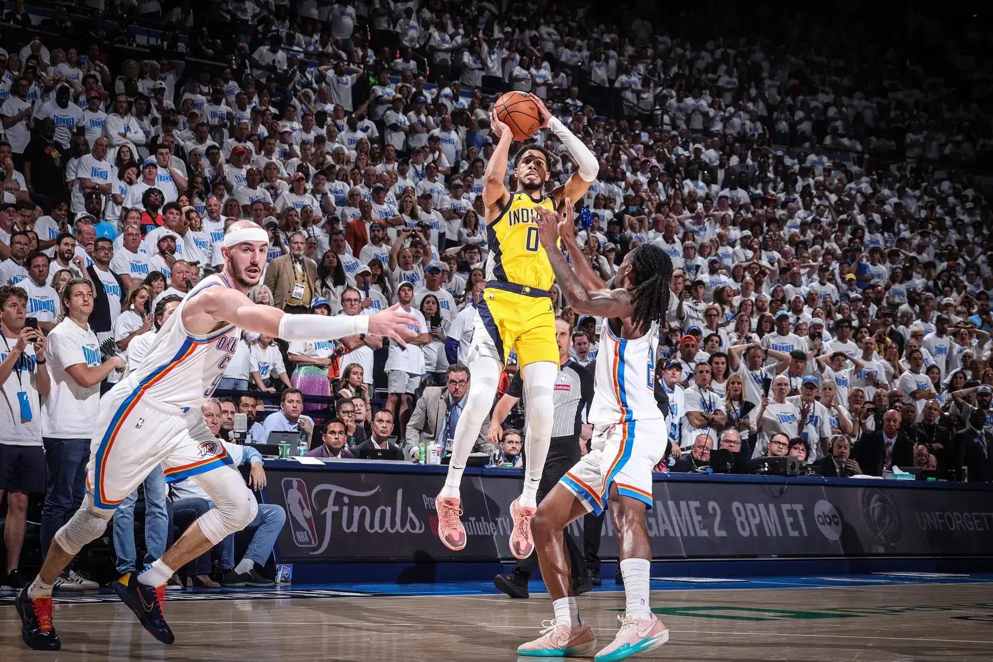 NBA常规赛赛程吃紧，上海久事今夜遗憾出局，气氛紧张，年轻球员得到机会