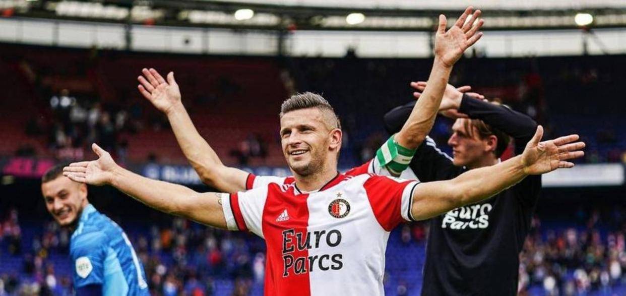 LOL官网-包含费耶诺德国际比赛日复出首秀；志在意甲名次提升；球迷炸锅；临场指挥获称赞的词条