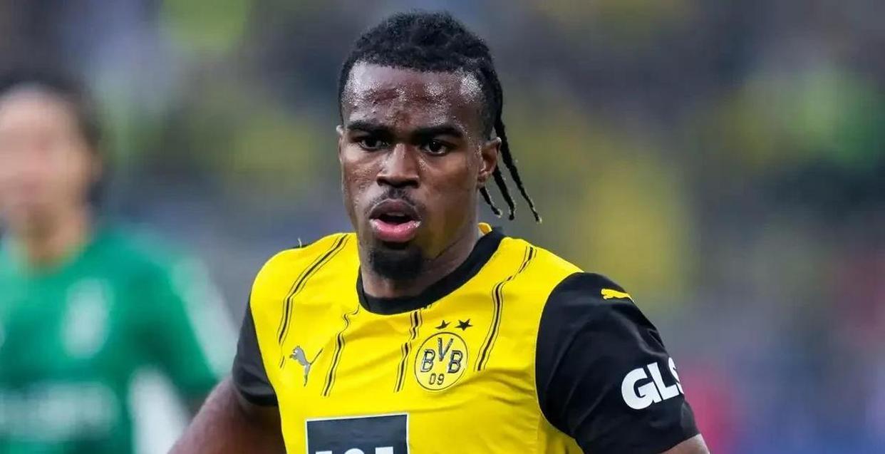 英雄联盟官网-窗口期荷甲焦点战，埃因霍温防线松动，管理层满意，高层口径保持一致的简单介绍